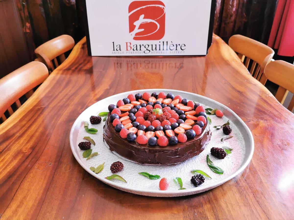 Logis Hotel Restaurant La Barguillere Saint-Pierre-de-Rivière Εξωτερικό φωτογραφία