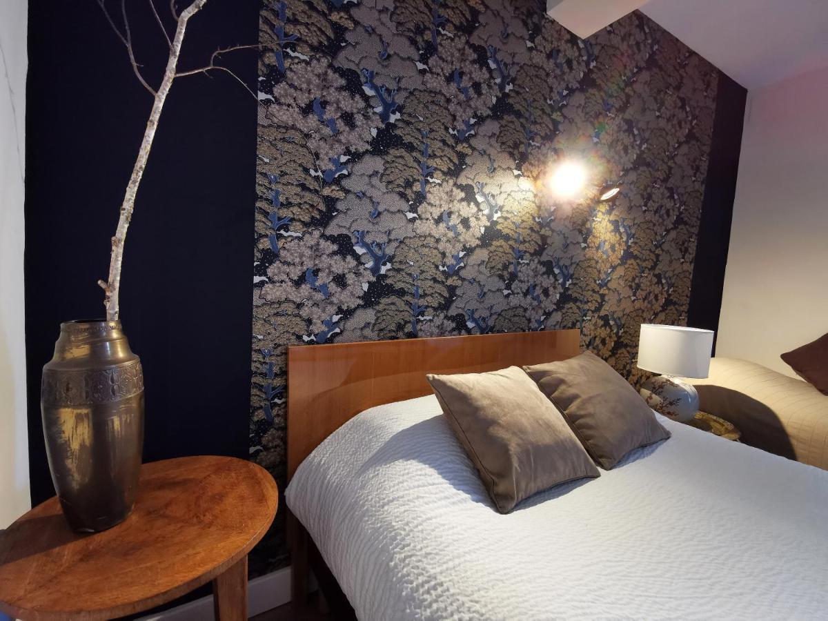 Logis Hotel Restaurant La Barguillere Saint-Pierre-de-Rivière Εξωτερικό φωτογραφία