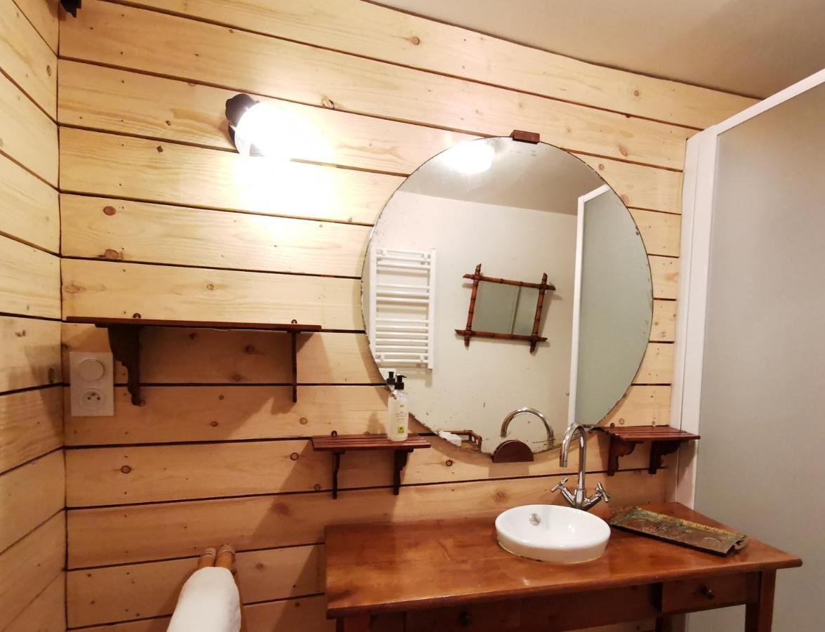 Logis Hotel Restaurant La Barguillere Saint-Pierre-de-Rivière Εξωτερικό φωτογραφία